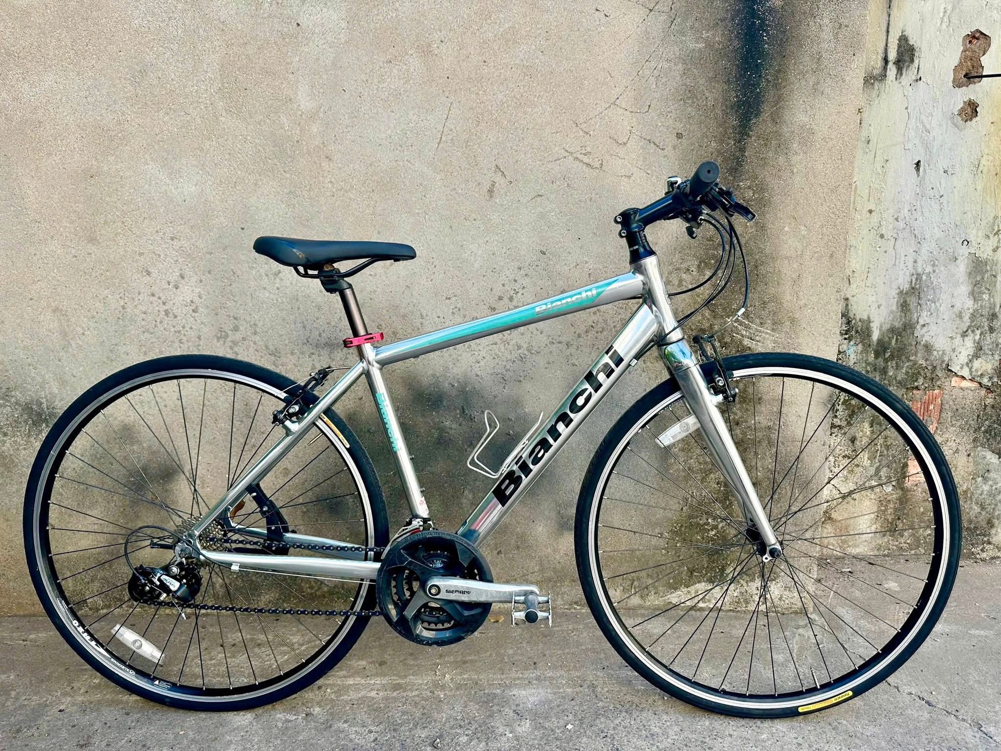Bianchi Crom Nhật bãi